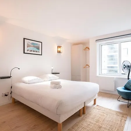 Le Spacieux De Dizier Apartment